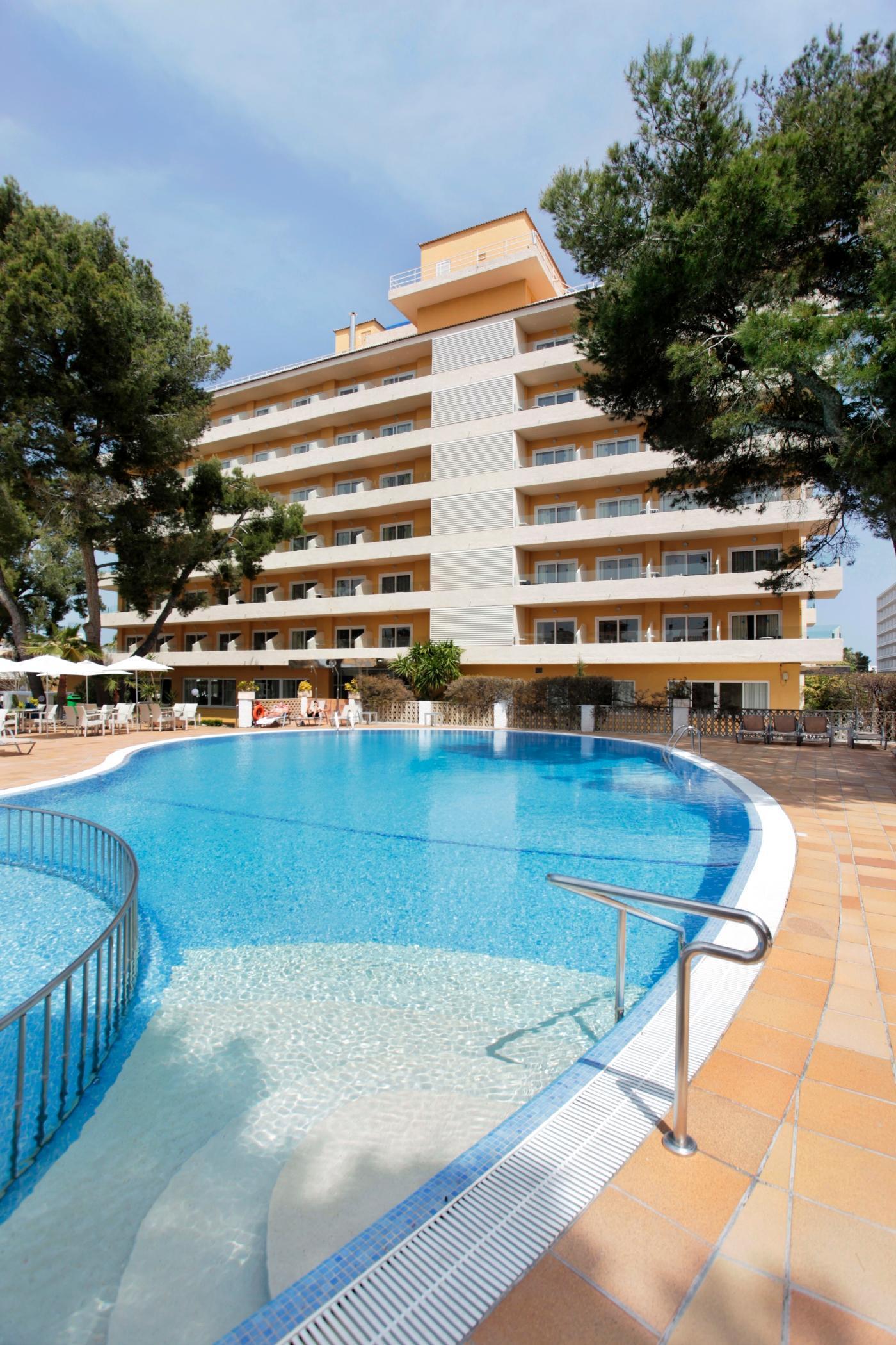 Grupotel Montecarlo กันปิกาฟอร์ต ภายนอก รูปภาพ