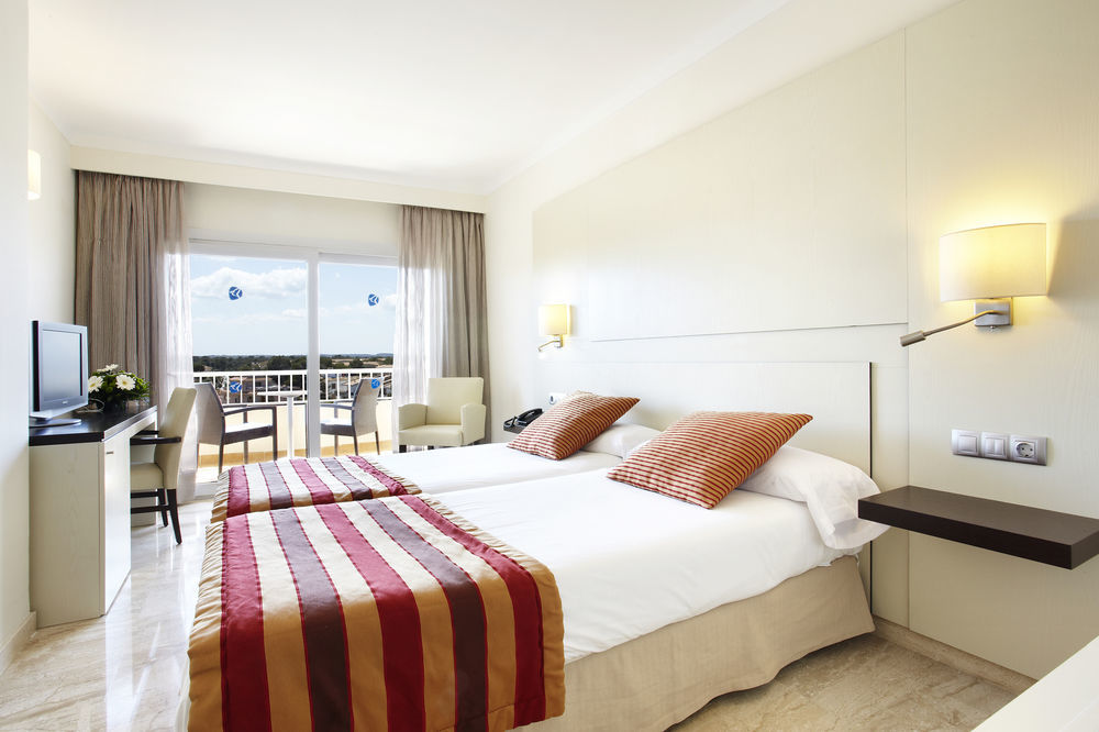 Grupotel Montecarlo กันปิกาฟอร์ต ภายนอก รูปภาพ