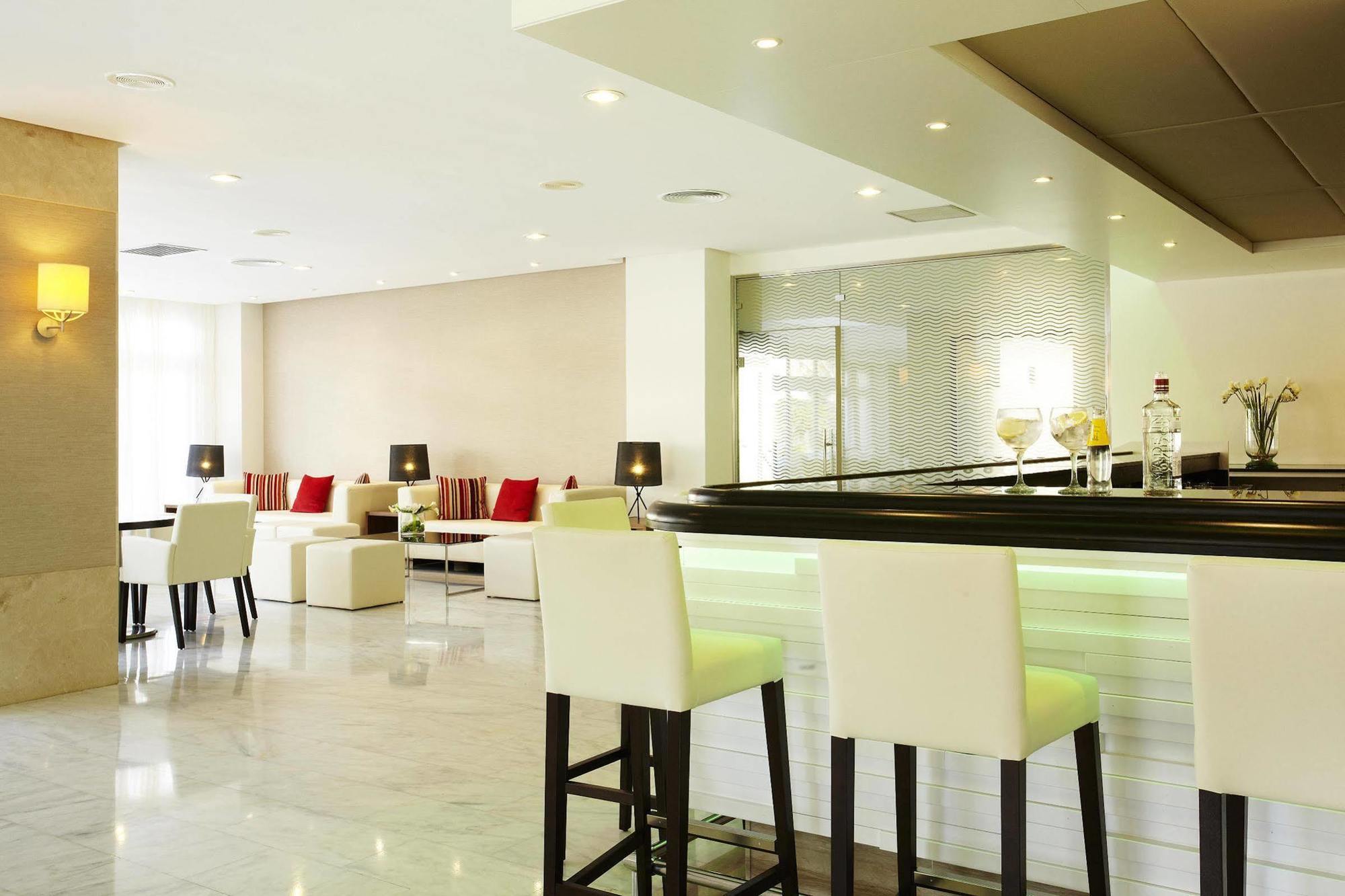 Grupotel Montecarlo กันปิกาฟอร์ต ภายนอก รูปภาพ