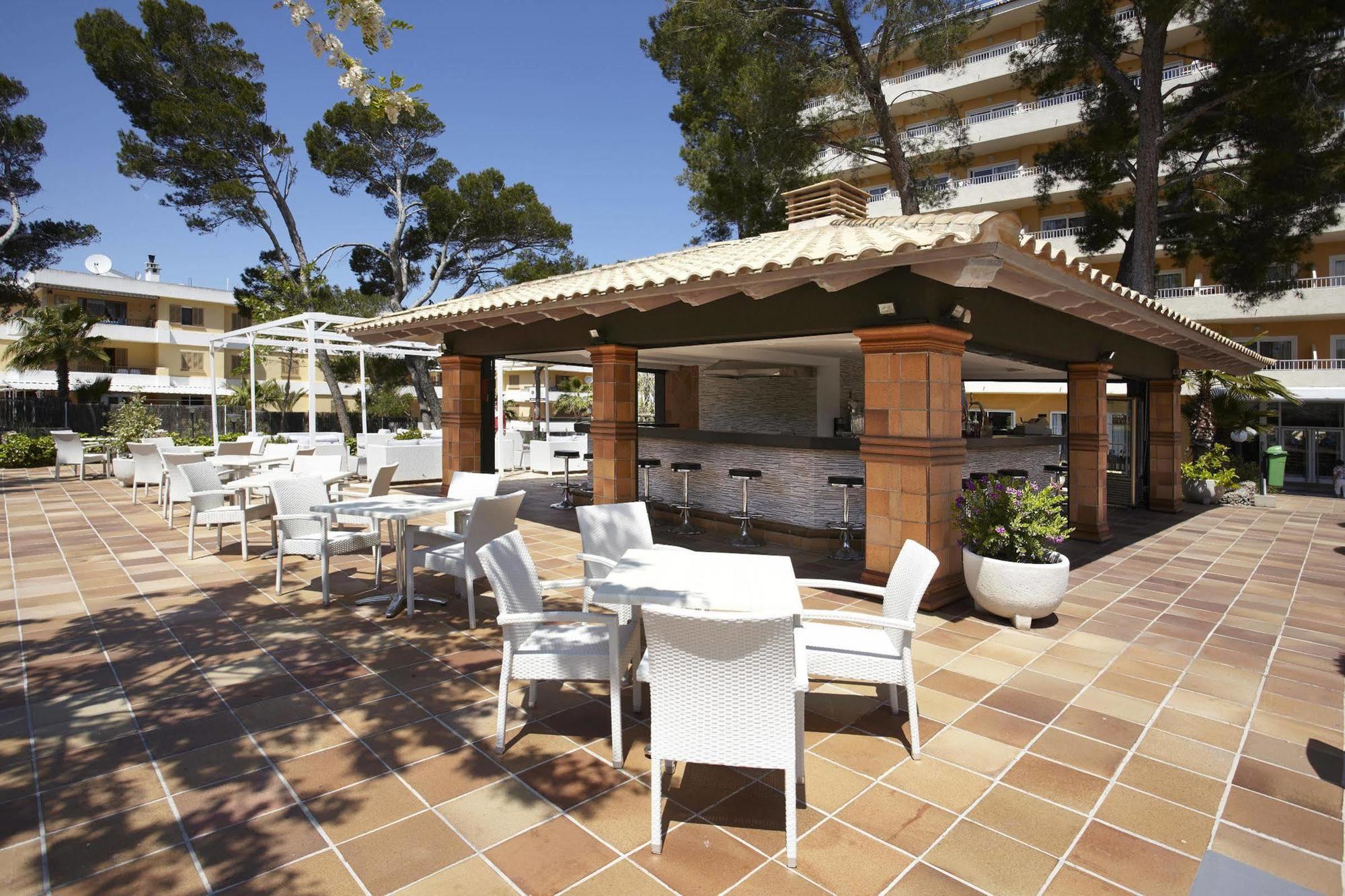 Grupotel Montecarlo กันปิกาฟอร์ต ภายนอก รูปภาพ